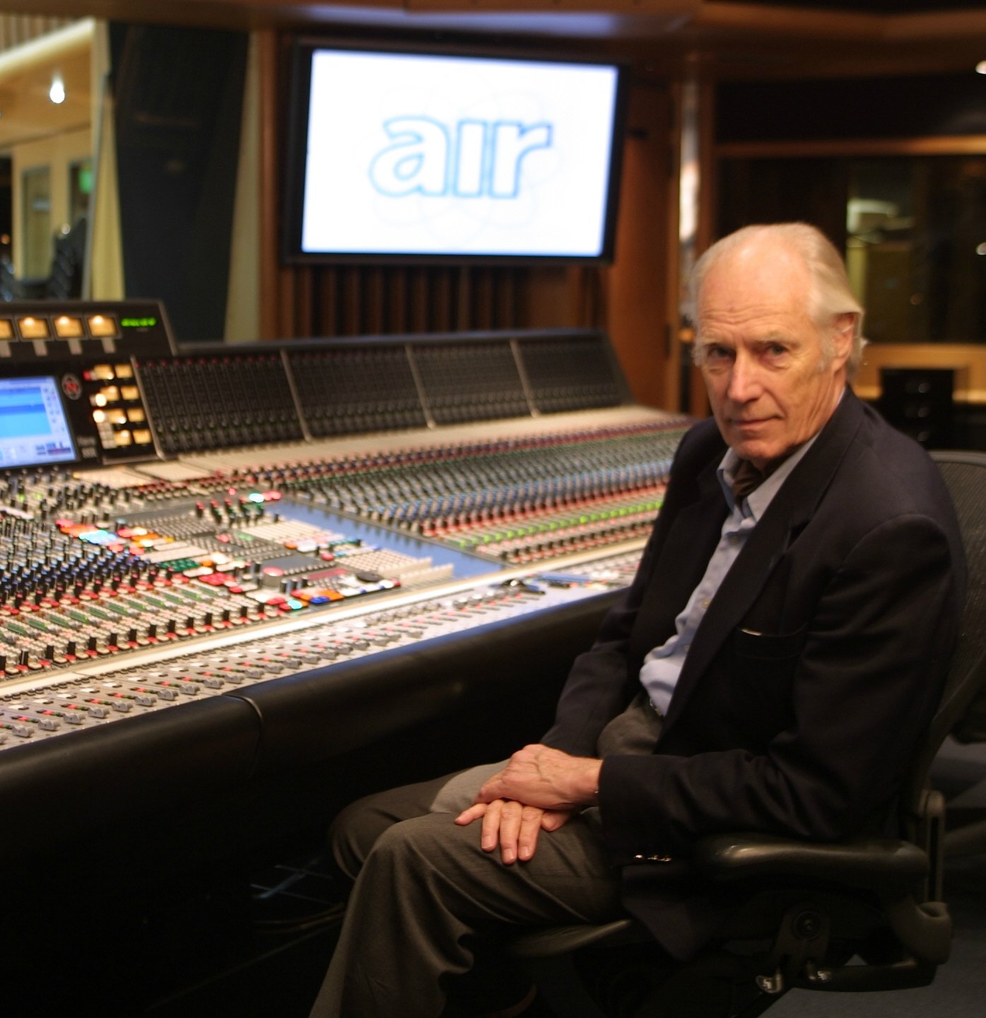 Muere George Martin, productor de The Beatles