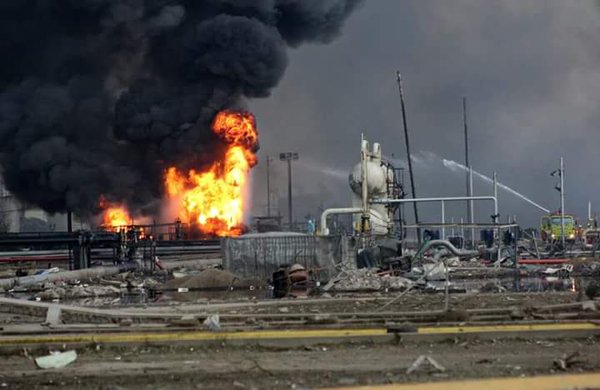 Sin reporte de fallecidos por explosión en Complejo Petroquímico