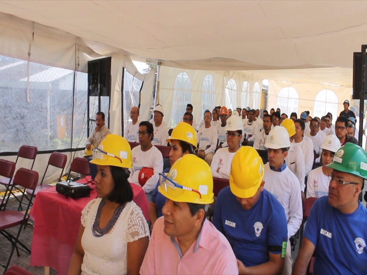 Capacitan en seguridad a empleados de alcoholera de Orizaba