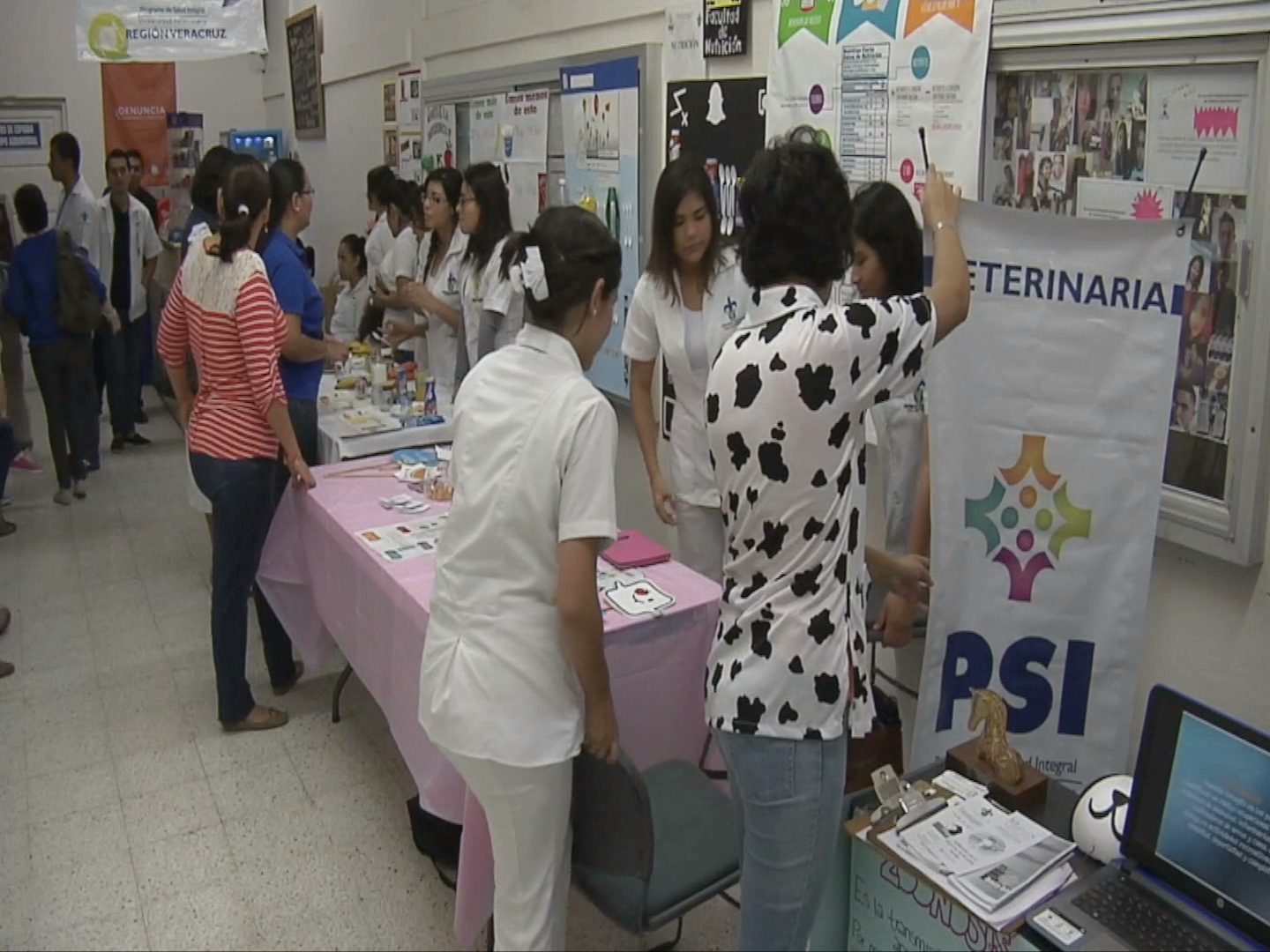 Lleva UV Feria de la Salud a Facultad de Nutrición