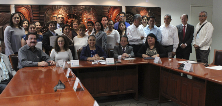 Suscriben SS y UV convenio para combatir sobrepeso y obesidad