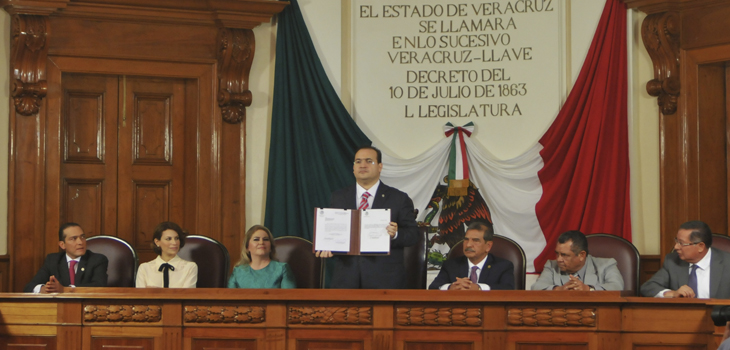 Al eliminar el fuero en Veracruz, todas y todos somos iguales ante la Ley: Javier Duarte