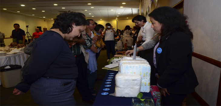 Impulsa SEDECOP acercamiento de jóvenes emprendedores con el comercio exterior