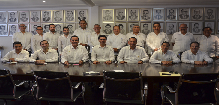 Se reúne titular de la SEDECOP con representantes de la CANACO