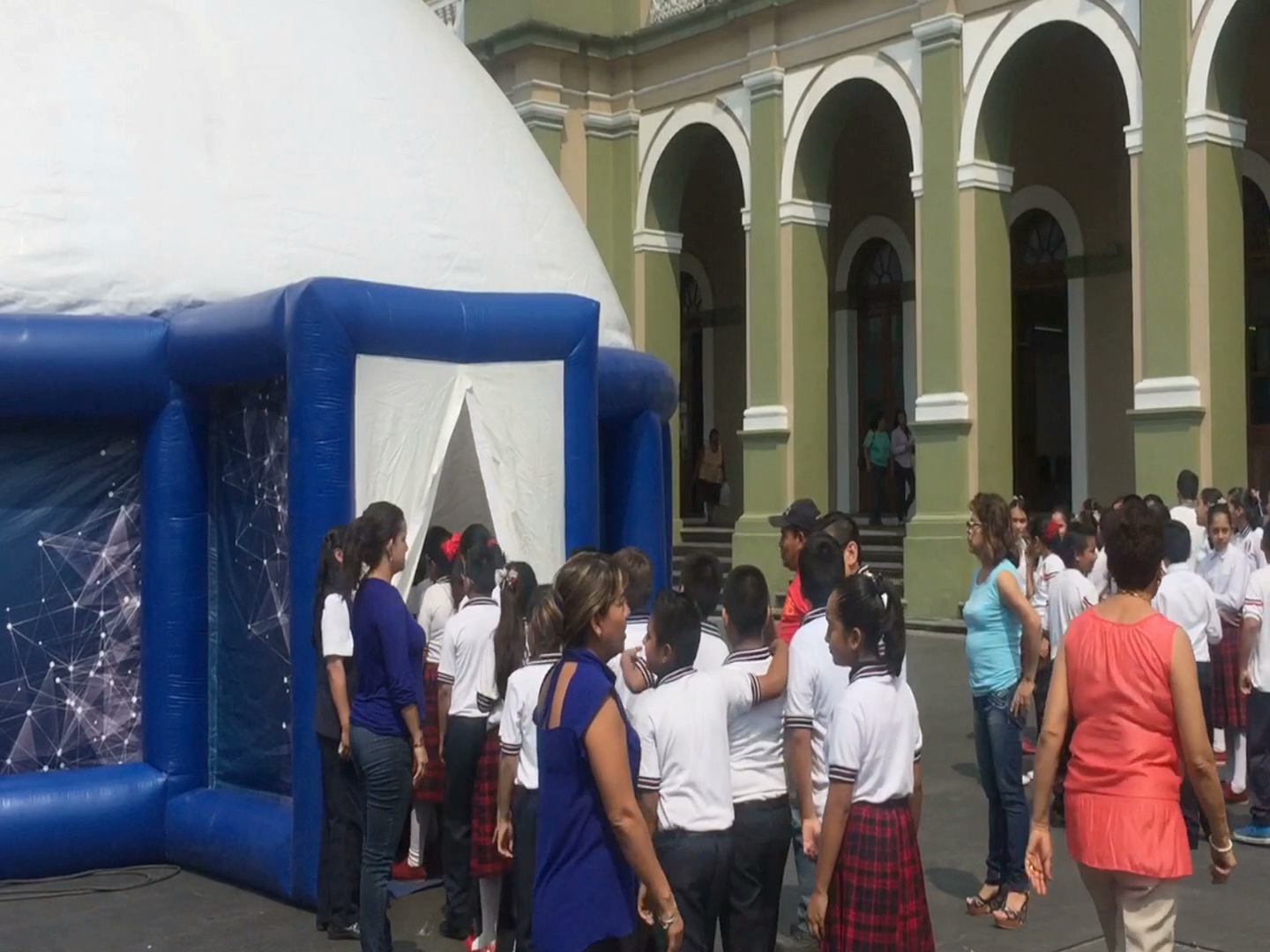Con “La burbuja de la ciencia” alumnos de primaria se acercan a las especies marinas