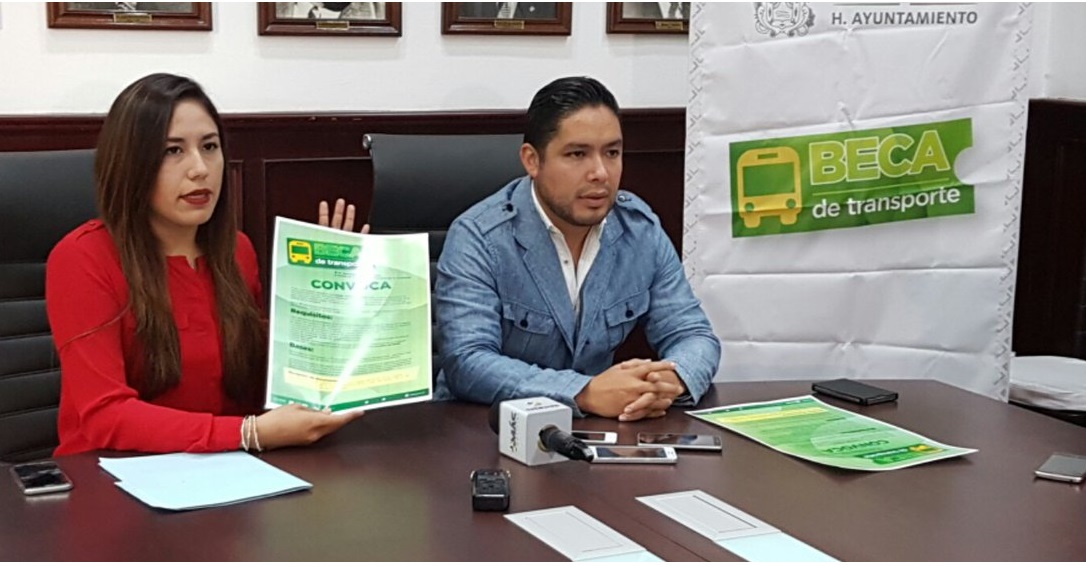 Ayuntamiento dará becas de transporte a estudiantes de Xalapa