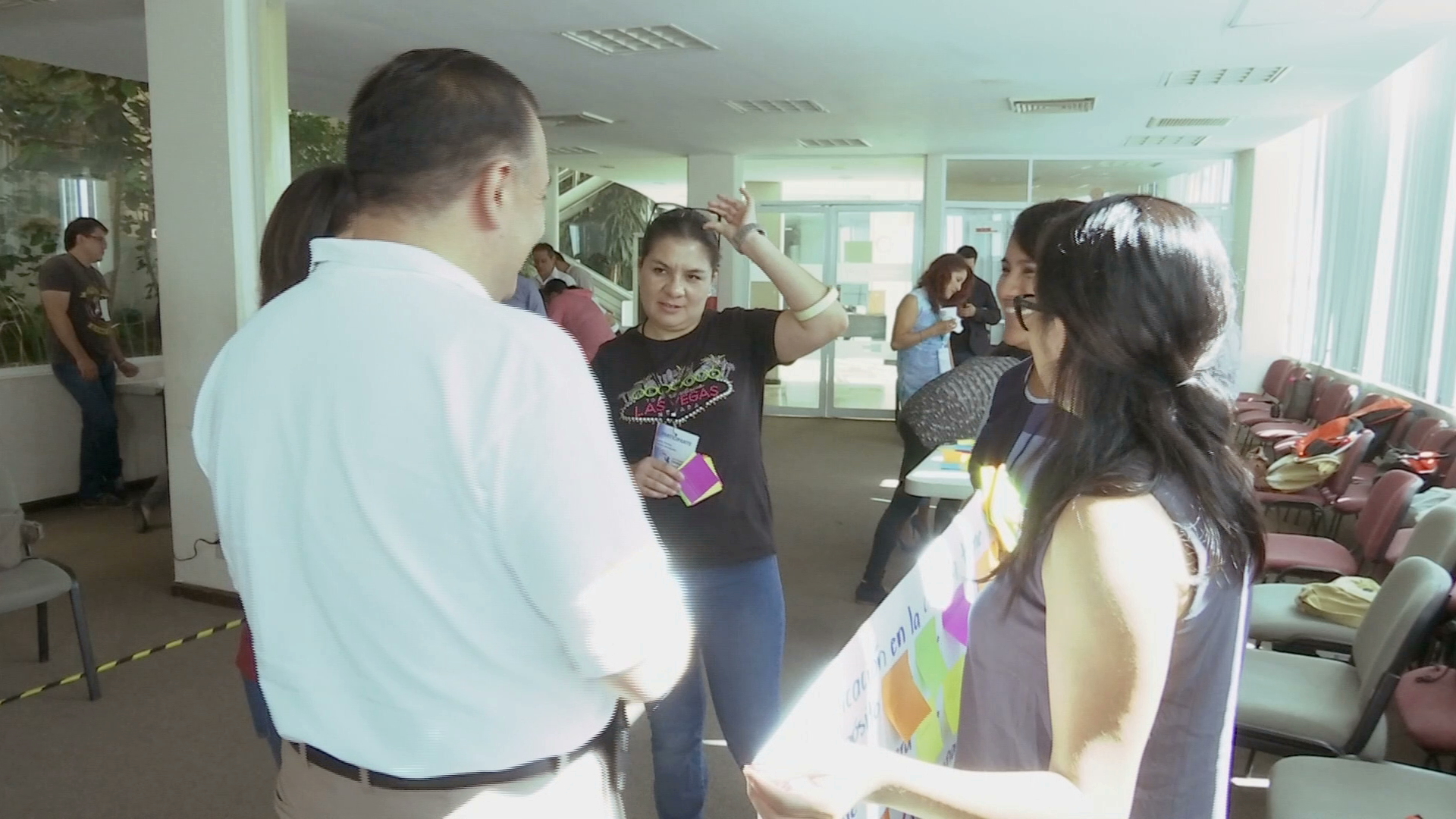 UNAM y UV dan herramientas a maestros para que acerquen la ciencia a los jóvenes