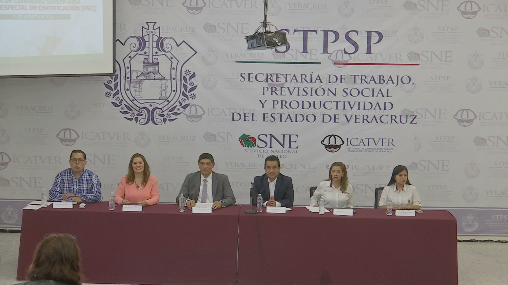 Facilitan a trabajadores obtener certificados de primaria y secundaria