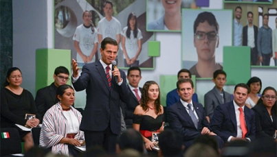 Educación, herramienta primordial de jóvenes para triunfar: Peña Nieto