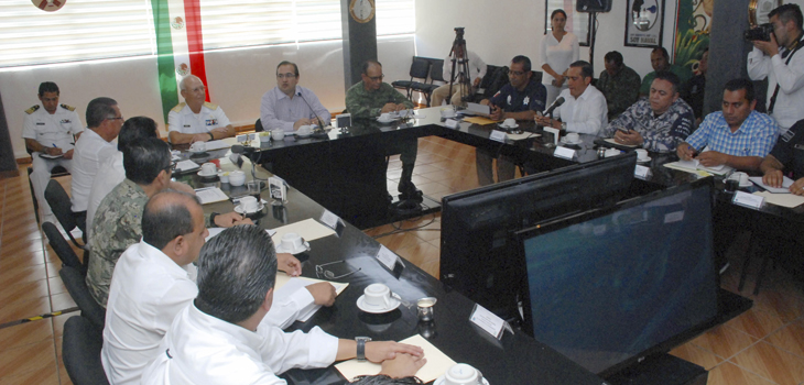 Encabeza Javier Duarte reunión del Grupo Coordinación Veracruz, en el sur del estado
