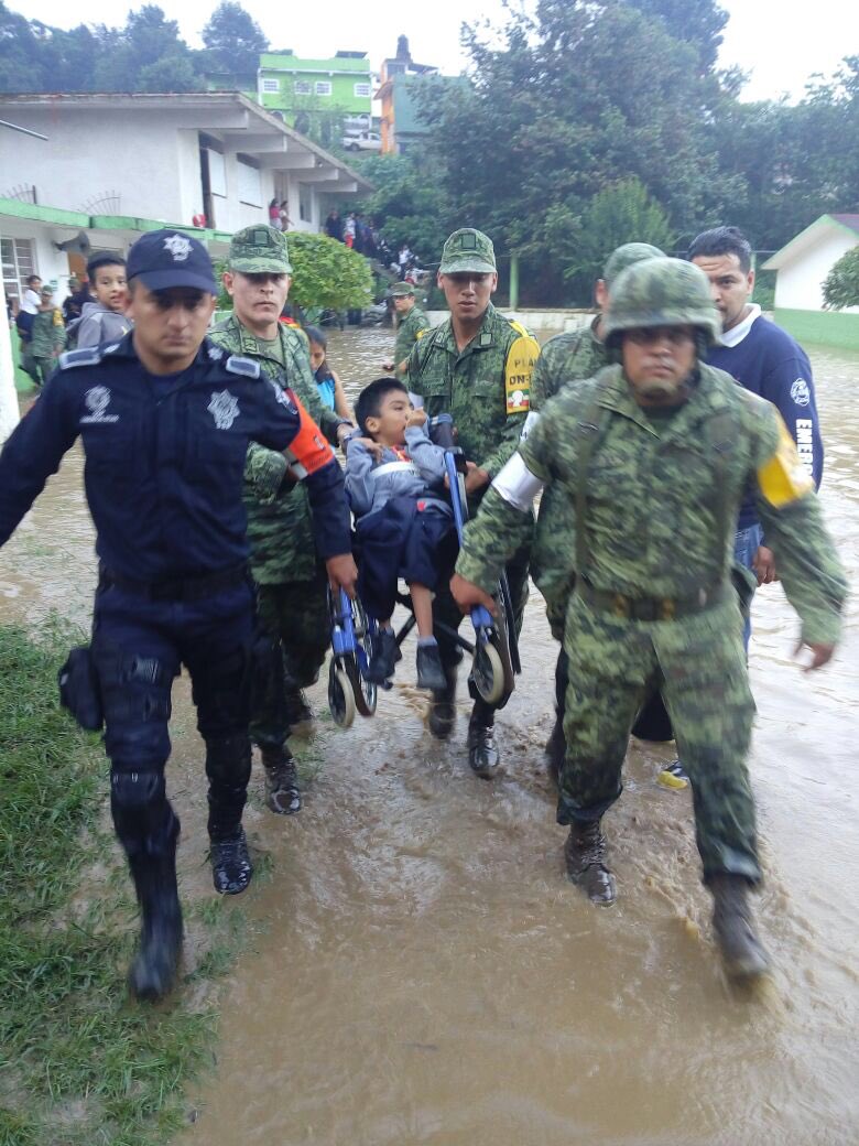 Activan protocolos de protección civil en escuelas Jesús Reyes Heroles y Unidad y Trabajo, de Xalapa
