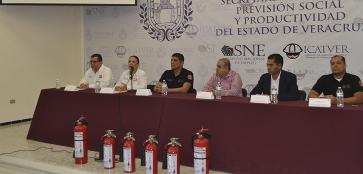 Inaugura Secretaría de Trabajo la Semana de Protección Civil