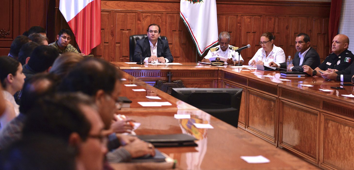 Preside Gobernador sesión de cierre de emergencia por Tormenta Tropical Earl