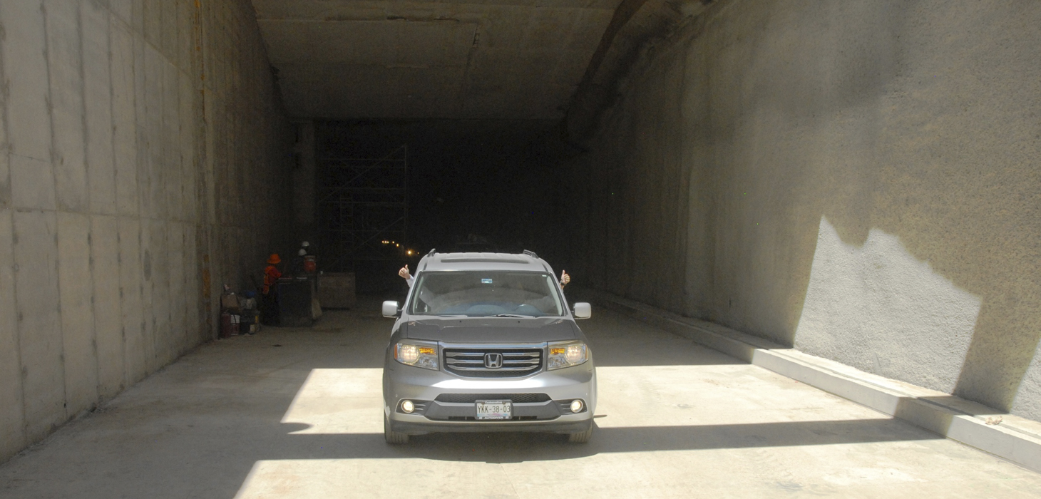 Realizan primer recorrido en vehículo por Túnel Sumergido de Coatzacoalcos, para constatar avance