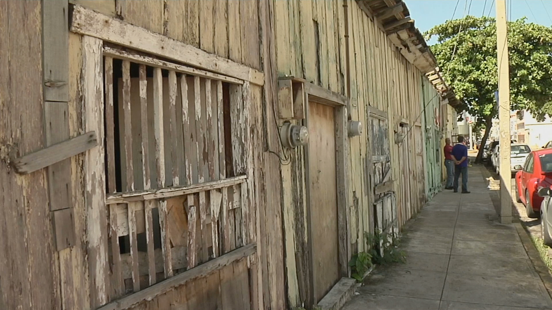 Concluye desalojo de viviendas en cuartería de Veracruz