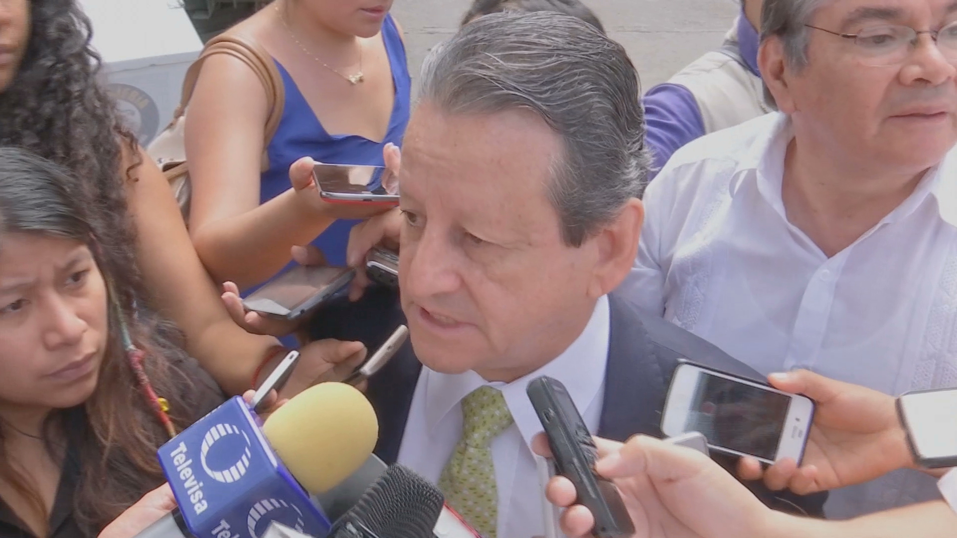 Bajo control y sin riesgos, casos de zika en Veracruz: Benítez Obeso