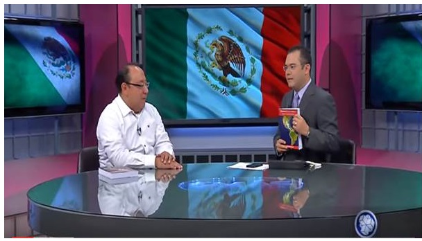 Presenta el escritor Alejandro Ramírez su libro “Veracruz: joya de América, pasión y orgullo de México”