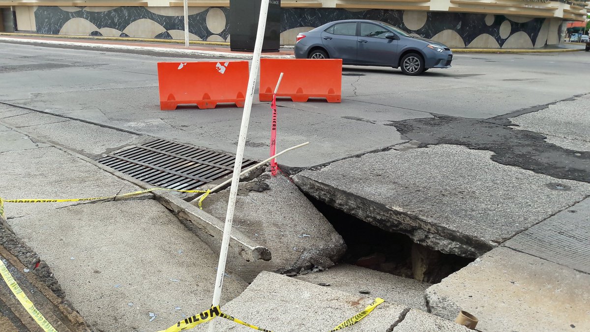 Lluvia provocó hundimiento en el bulevar Manuel Ávila Camacho