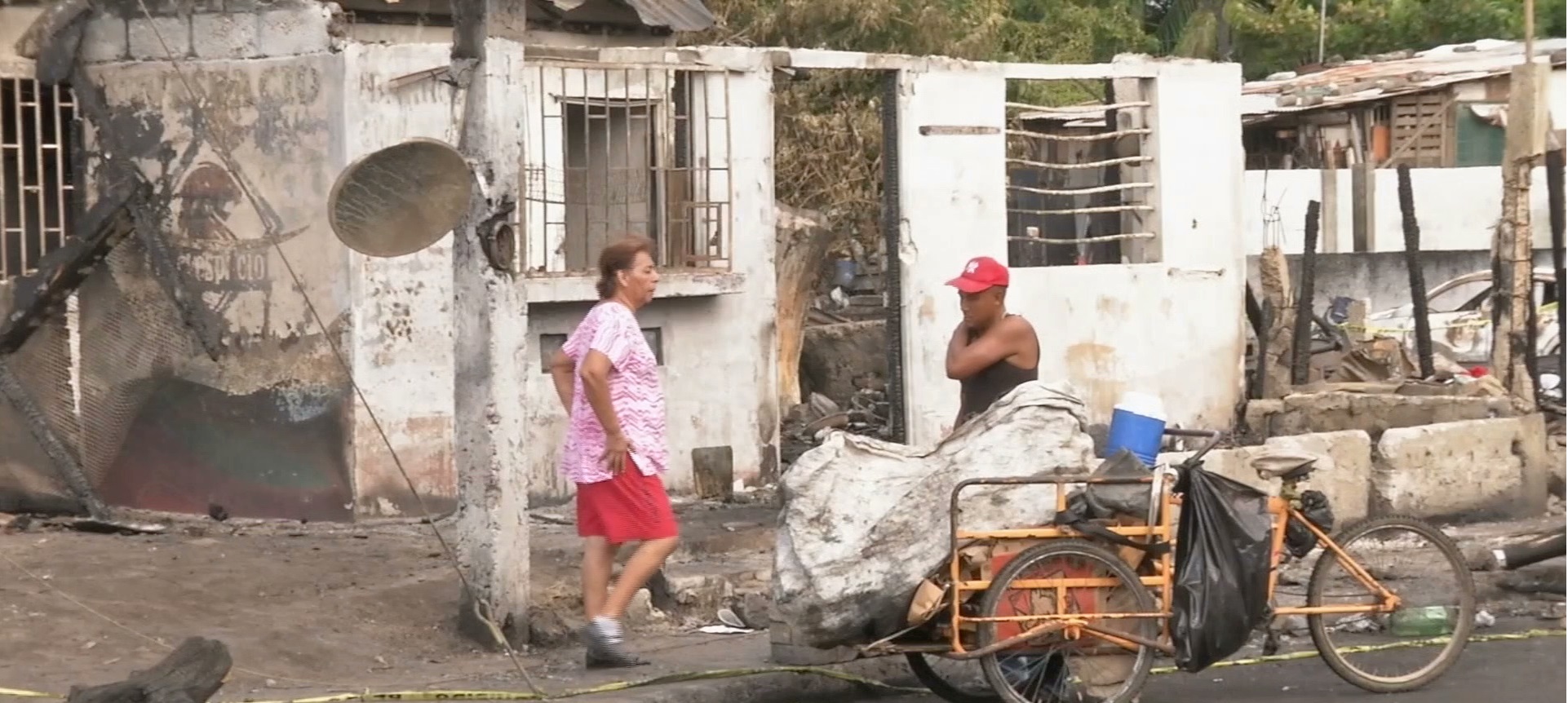 Inicia reconstrucción de viviendas afectadas por explosión en colonia Playa Linda