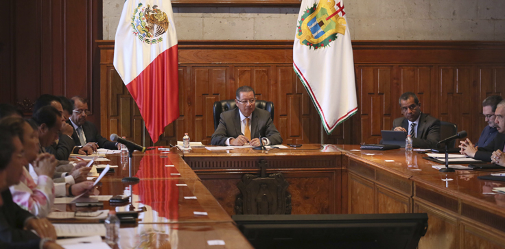 Encabeza Gobernador Flavino Ríos Alvarado reunión de Gabinete