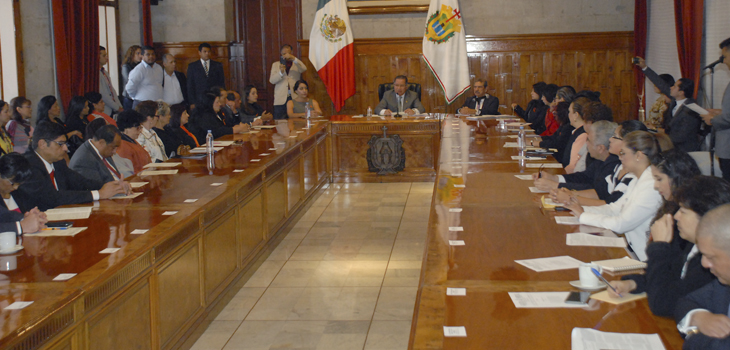 Veracruz compromete nuevos esfuerzos para poner fin a la violencia contra las mujeres