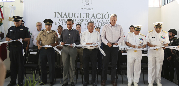 Inaugura Gobernador Unidad Regional de Combate al Secuestro, en Tuxpan
