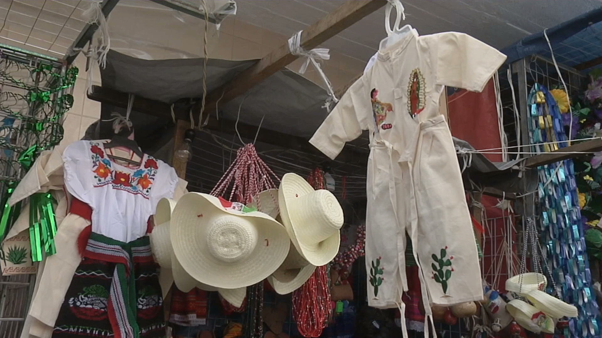 Disminuye venta de artículos guadalupanos