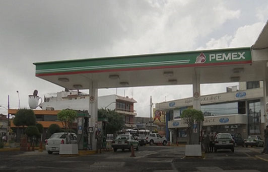 Profeco realiza operativo en gasolineras de Xalapa