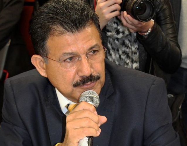 Julio Saldaña donará aguinaldo a niños de escasos recursos