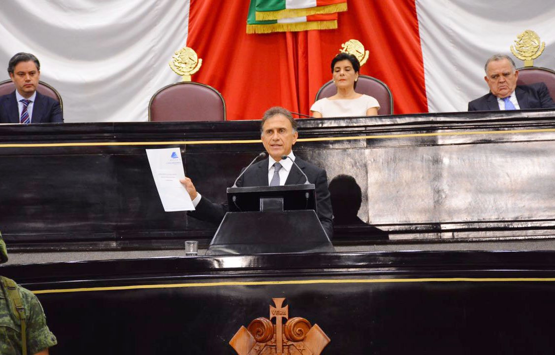 Dinero recuperado por la PGR se invertirá en beneficio de los veracruzanos, asegura el gobernador Yunes Linares