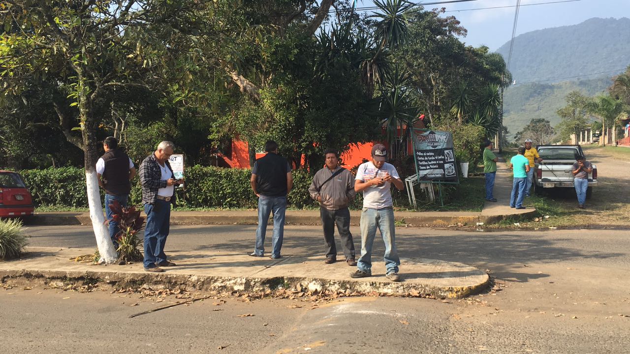 En Villa Unión piden que taxis continúen dando servicio colectivo