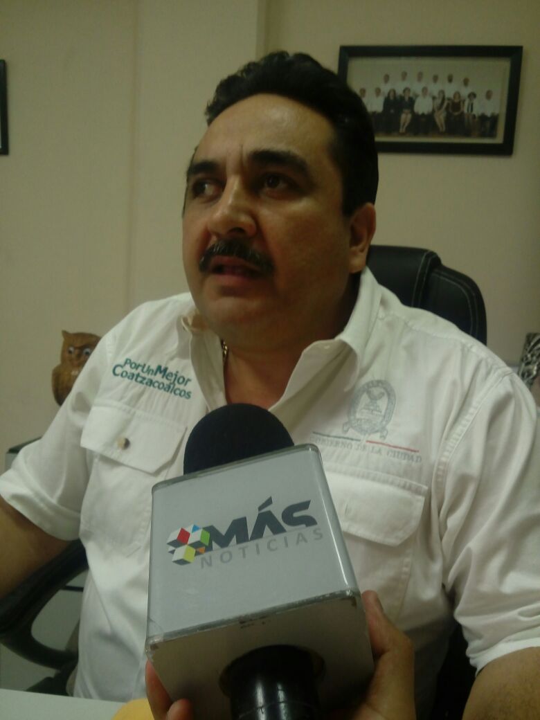 Gobierno gestionará la reactivación de la obra del distribuidor vial en Coatzacoalcos