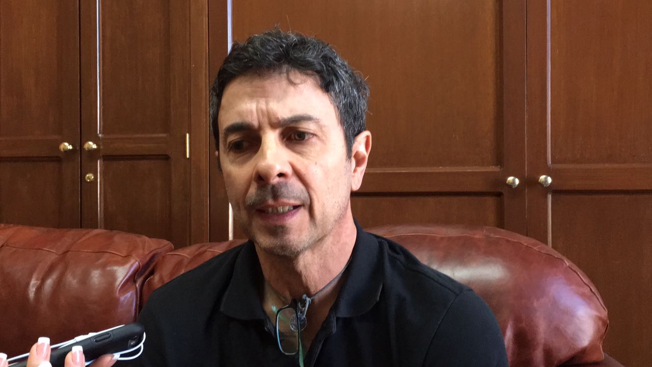 Incrementa registro de medicamentos importados