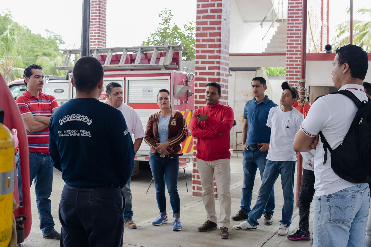 PC Tuxpan imparte cursos sobre manejo de extintores