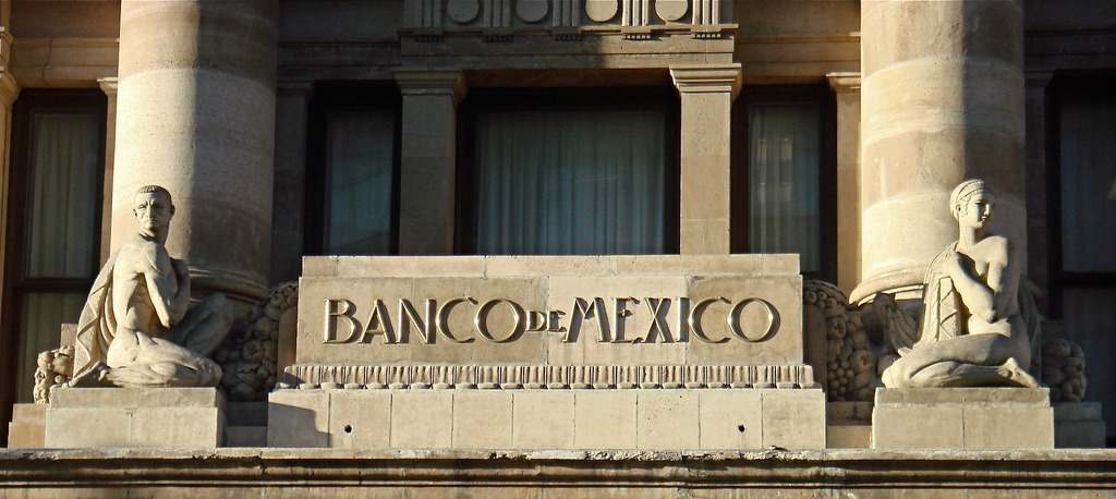 “Difícil” la economía del país: Banxico