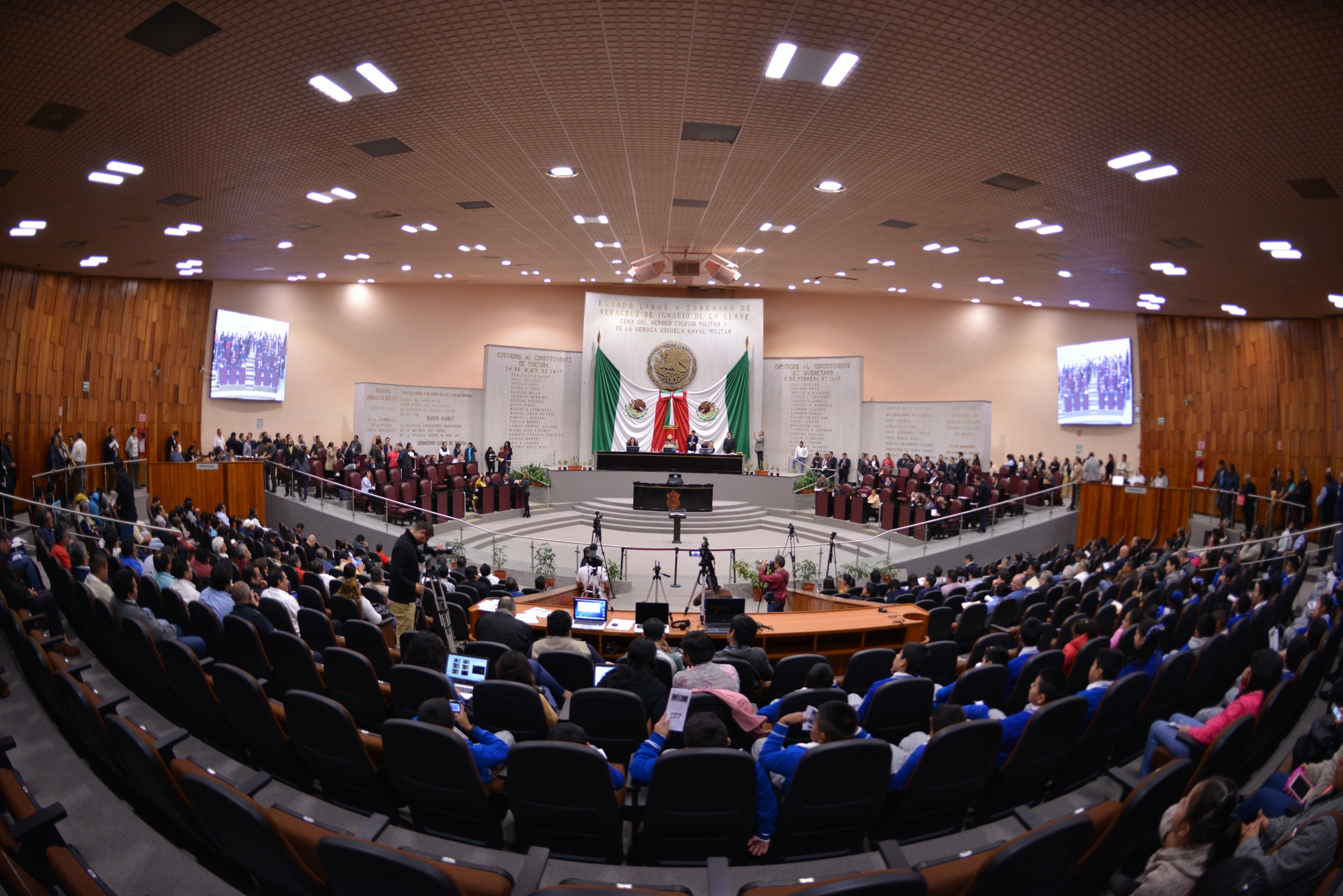 Se pospone discusión en Congreso del Estado sobre reestructuración de la deuda del gobierno