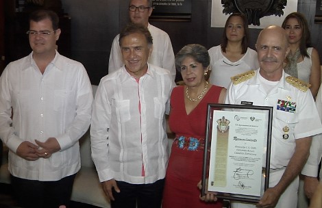 Reconocen al almirante Fernando Arturo Castañón Zamacona