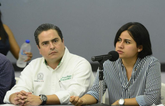 Atiende SEDESOL a extrabajadores de PEMEX, industria y construcción, en Coatzacoalcos