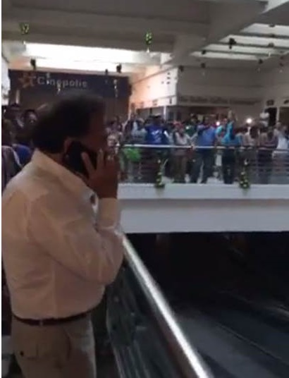 Enfrenta el gobernador Yunes saqueos en Veracruz