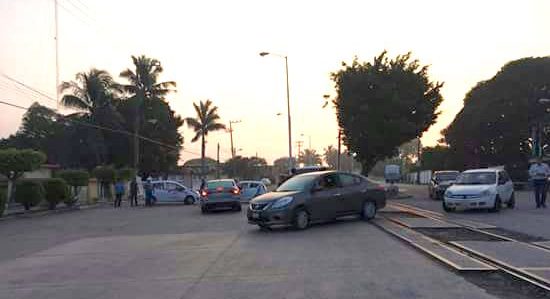 Bloqueada la carretera Coatzacoalcos-Villahermosa