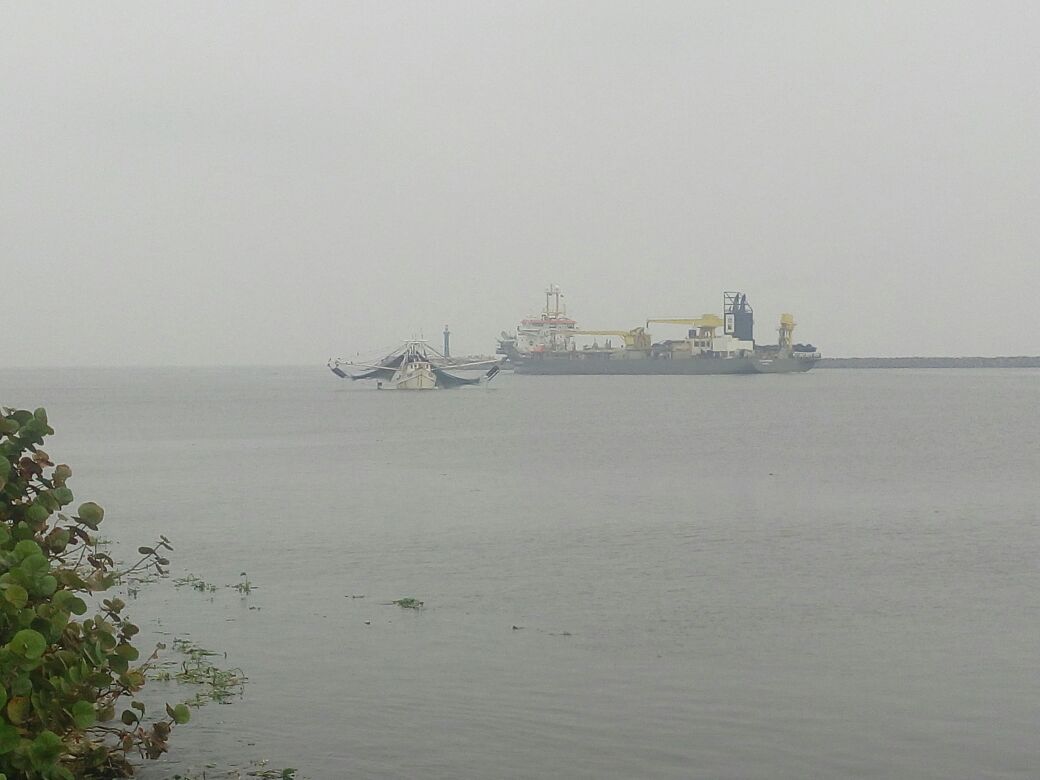 Inician trabajos de dragado en el río Coatzacoalcos