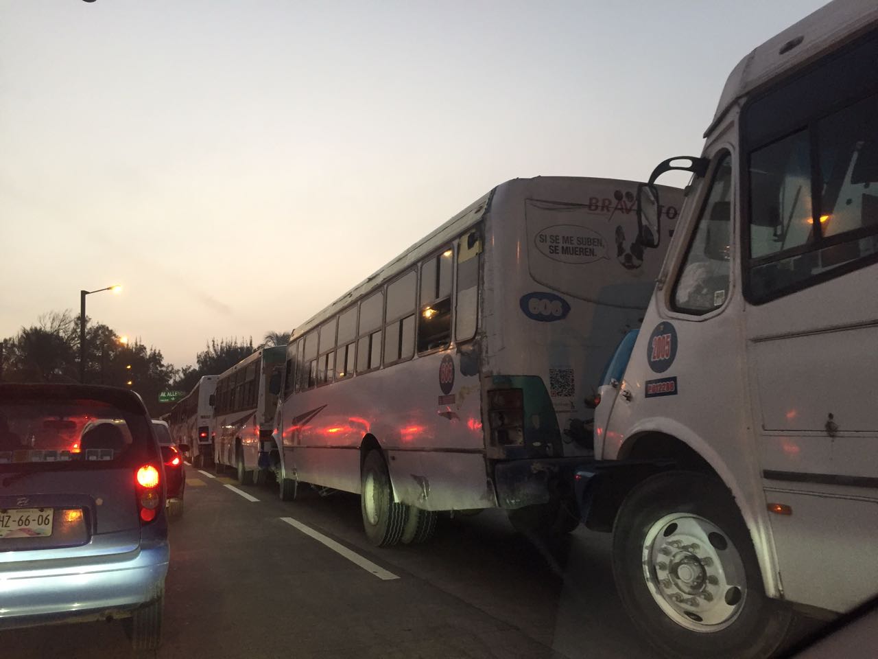 Por transporte público es mala la calidad del aire en tres municipios de Veracruz