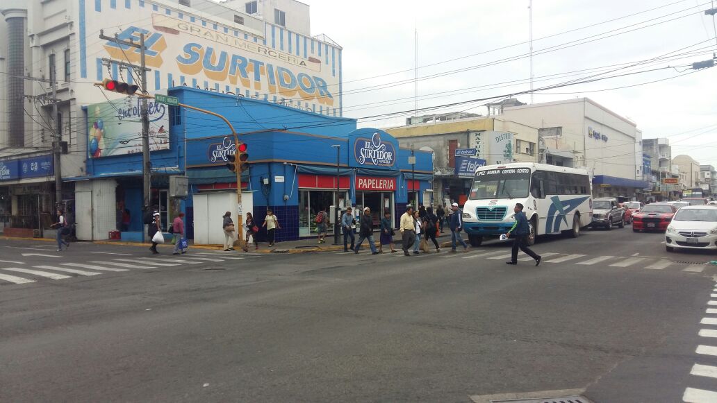 Vuelve a la normalidad la actividad comercial en el Puerto de Veracruz