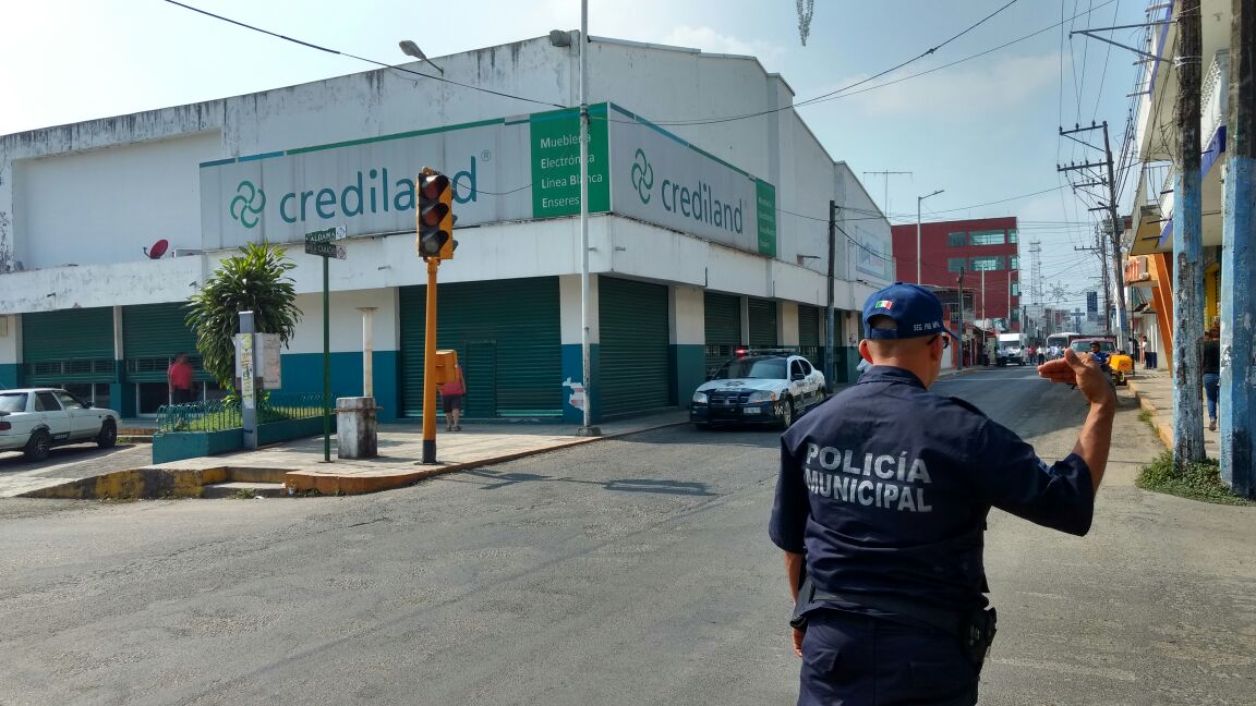 Comercios en Martínez de la Torre se encuentran cerrados