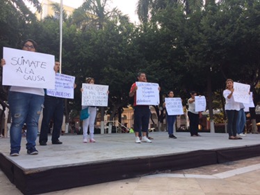 Marchan jóvenes para que se mantenga la paz en Veracruz