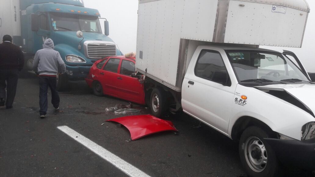 Múltiples accidentes en autopista Córdoba-Puebla por mal clima