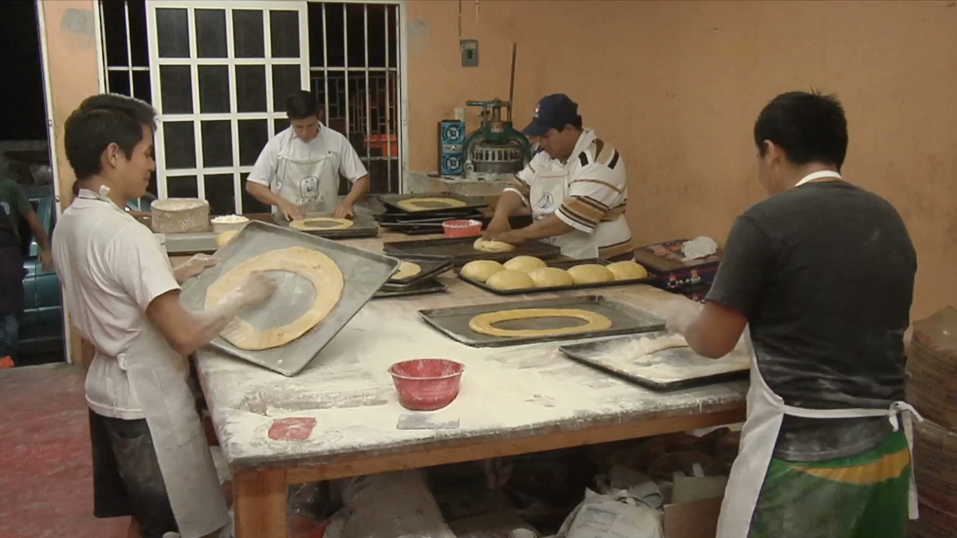 Industria panificadora en Veracruz espera un aumento en venta de roscas de reyes