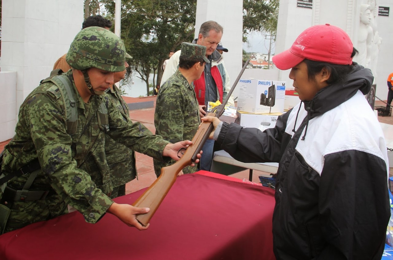 Sedena realizará canje de armas en el parque Juárez de Xalapa