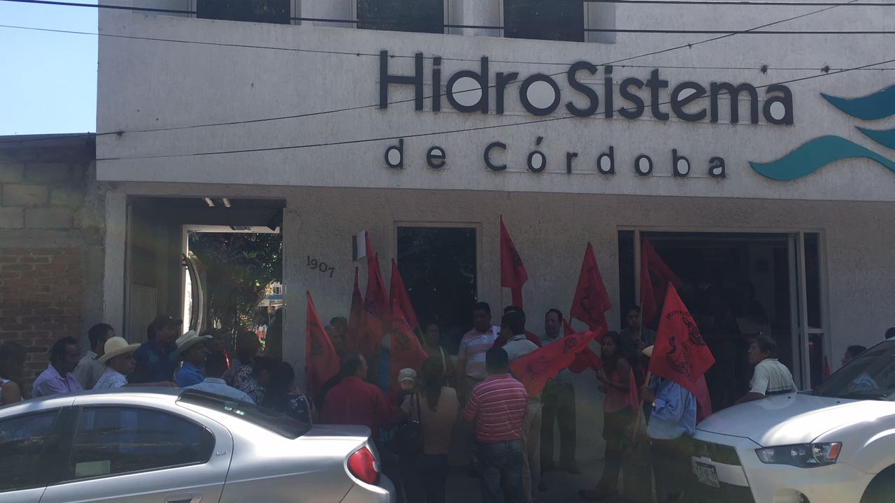 Habitantes de la sierra del Gallego en Córdoba exigen a HidroSistema suministro de agua