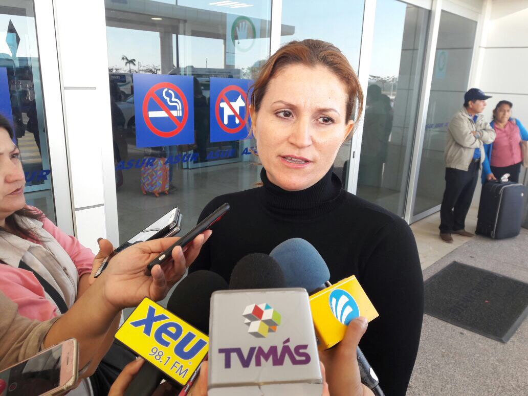 Pide alcaldesa que con reestructuración de deuda se apoye el déficit financiero de los municipios